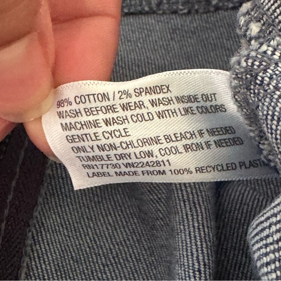 Wild Fable 2 Toned full zip Denim Mini Skirt Raw Frayed Hem Size 8 - Picture 8 of 8